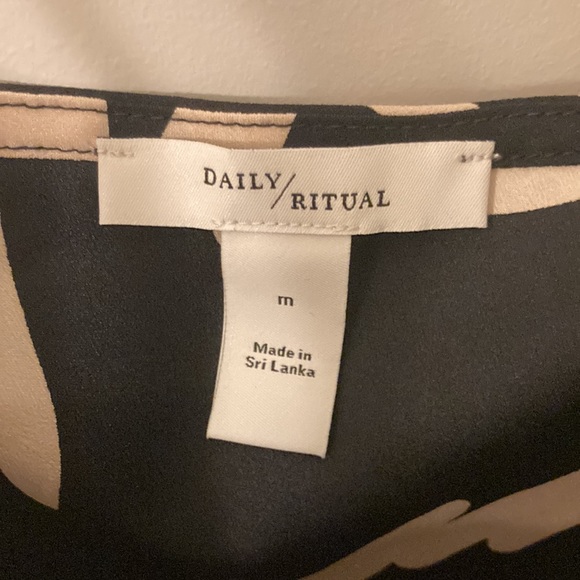 Daily Ritual Black Print Dress - Picture 6 of 6